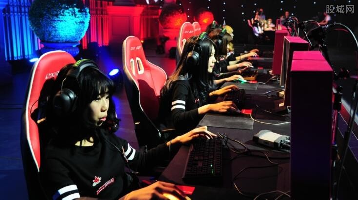 直被认为是 直被认为是