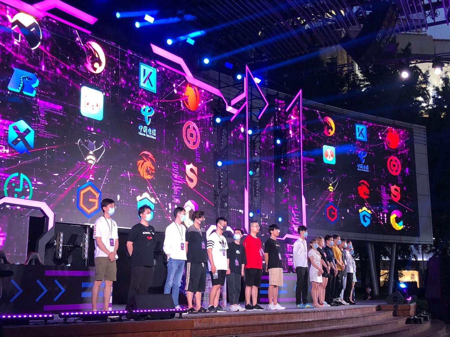 在某汽车生 在某汽车生