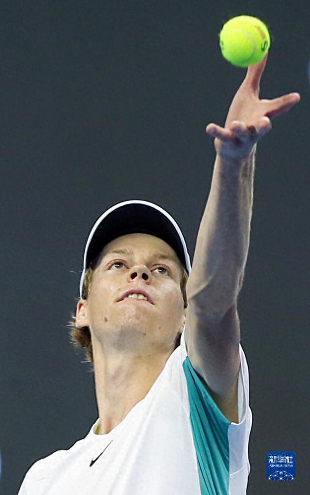 比斯利被尼 比斯利被尼