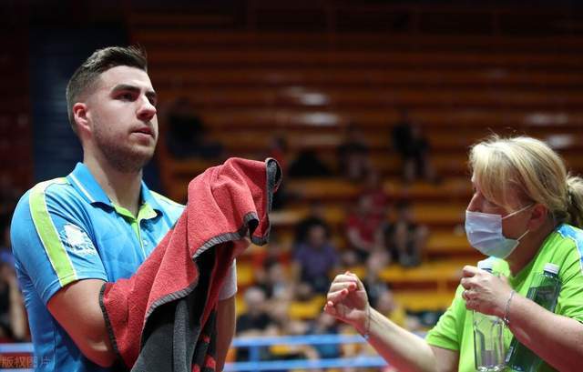 风口浪尖 风口浪尖